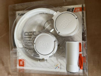 JBL TUNE 660 NC