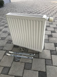 Radiator Vogel Noot, 60x60 cm, 22 K, termostat. glava Danfoss, nosilca