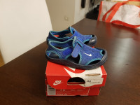 Čevlji za v vodo Nike Sunray Protect, velikosti št. 23,5