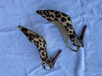 Sandali animalier, št 42, PC 40 €