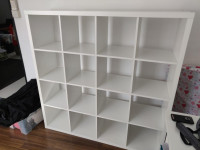 IKEA Kallax 4x4, bele barve