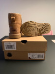 Ugg otroski skornji st. 30