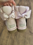 UGG Satin Bow Mini nove roza