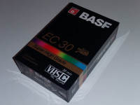 Videokaseta BASF VHS-C (za kamero), 30 min., NOVA - ŠE ORIG.ZAPAKIRANA