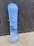 F2 otroška snowboard 116 cm z vezmi