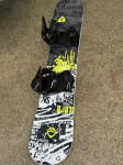 NOV snowboard 145 cm z vezmi - kupljen za 480€