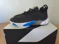 Superge JORDAN LUKA 1 'Black Signal Blue' (FB1801-004) - št. 45