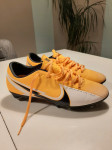 KRAMPONI NIKE MERCURIAL, vel.42