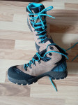 Visoki pohodni čevlji Alpina