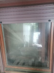 Lesena troslojna okna 120 x 100 cm  z roletami ( 4 kom)