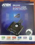 KVM stikalo 2 portno VGA/USB s kabli CS22U Aten