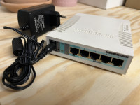 Switch mrežno stikalo Mikrotik RouterBOARD 260GS