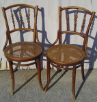 PAR 2x STARINSKI STOL THONET STIL, TRDEN MASIVEN BUKOV LES RETRO STOL