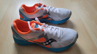 Superge Saucony Fastwitch 6, št. 41, Ž