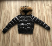 Moncler puhovka velikost 2/S model Alpin