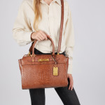 Guess Raffie Carryall torbica