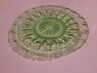 Krožnik iz zelenega stekla, 25cm