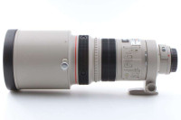 Canon EF 300mm f/2.8L IS USM