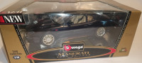 MASERATI - 3200 GT 1998
BURAGO - GOLD EDITION 
1:18 ORIGINAL BOX 
30€