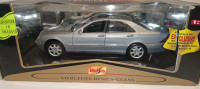 MERCEDES BENZ - S-CLASS S500 (W220) 1998
MAISTO - PREMIERE EDITION 
1: