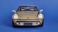 Porsche 911 turbo 1977 Minichamps 1/12