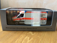 Rettungswagen Mercede-Benz Sprinter 319 cdi 1:43