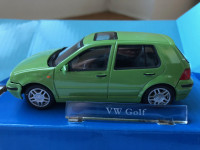 VW Golf 1:43 - Cararama