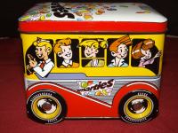 RETRO SMARTIES BUS