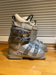 Salomon Charm, s funkcijo Ski-Walk, z integriranimi grelci.