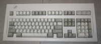 Mehanska tipkovnica IBM Model M PS/2 ANSI