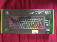 RAZER Huntsman Mini + GRATIS naslon za tipkovnico Razer huntsman mini