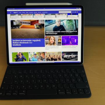 iPad Pro 12,9-inch 512 GB (6. generacija) + Smart Keyboard Folio (SLO)