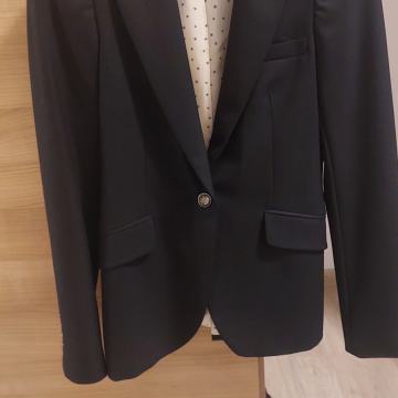 KOT NOV ČRNI ŽENSKI BLAZER ŠT.34 ZARA