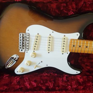 Fender American Vintage II 57 Stratocaster, made in USA, kot nov