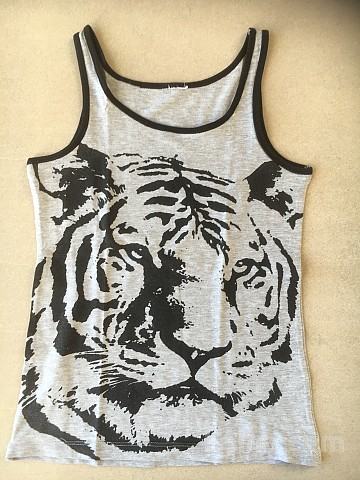 Prikupna MAJICA TIGER tank top ,brez rokavov, siva - vel. XS