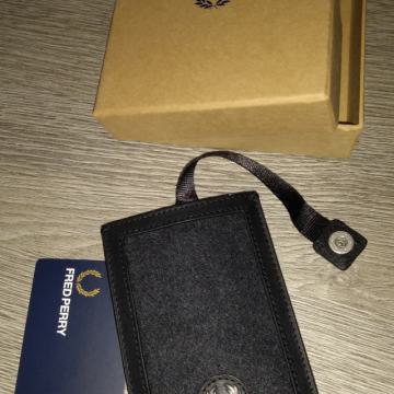 original fred perry etui za ipod ali telefon