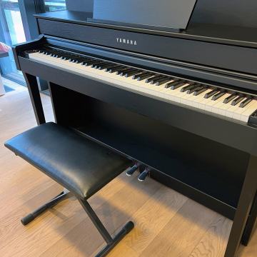 YAMAHA CLAVINOVA CLP-635B 2017