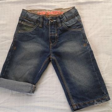 Nove Kr.hlače jeans št.122