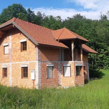 Lokacija hiše: Razbor, 148.00 m2