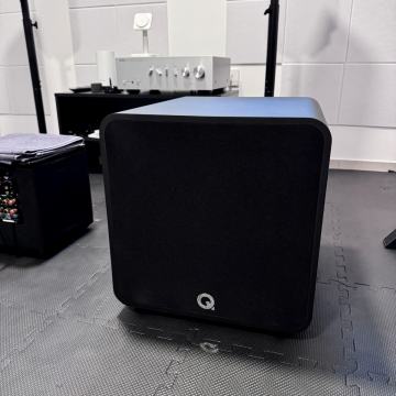 Q Acoustics B12 subwoofer Matte black