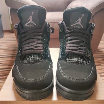 AIR JORDAN 4 RETRO BLACK CAT