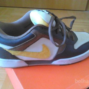 Teniske Nike Skeet 46