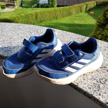 Adidas 32