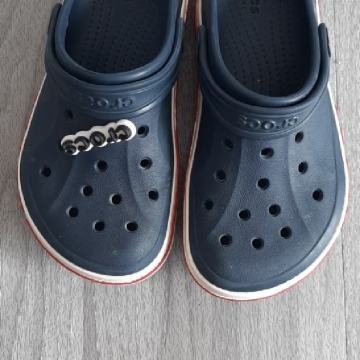 crocs št. 13