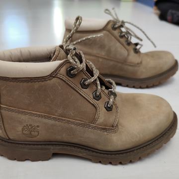 TIMBERLAND št. 36 pravo usnje piščančki gležnarji original KOT NOVI