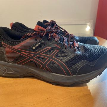 ASICS Women's GEL-Sonoma 5 G-TX št 38