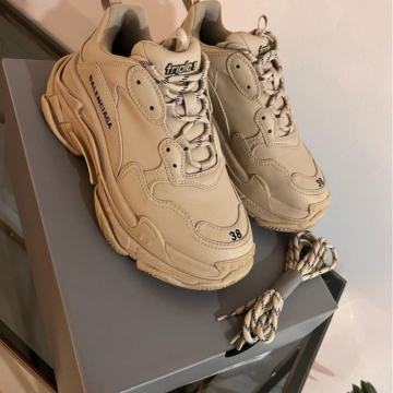 Balenciaga Triple S superge