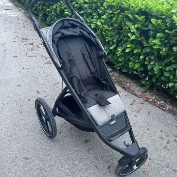 Voziček Thule Urban Glide 2 black/gray melange