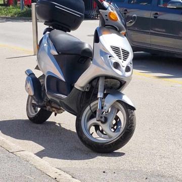 Piaggio NRG extreme 49 cm3