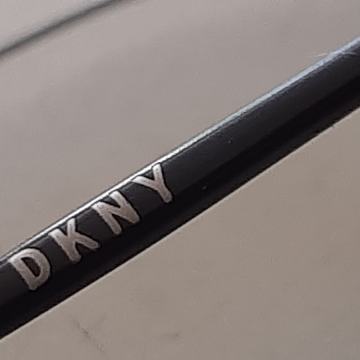 okvir za očala DKNY prodam 110 eur